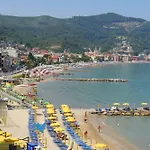 Вилла Monte Enrico - With Pool - Happy Кампороссо