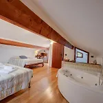 Monte Enrico - With Pool - Happy Вилла