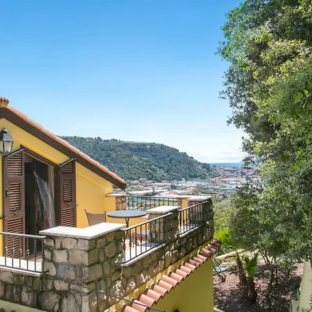 Vila Monte Enrico - With Pool & Jacuzzi - Happy *
