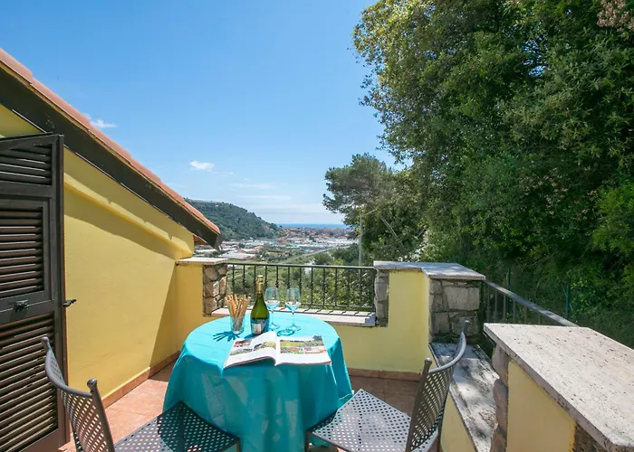 Monte Enrico - Pool And Whirlpool - Happy Camporosso (Liguria)
